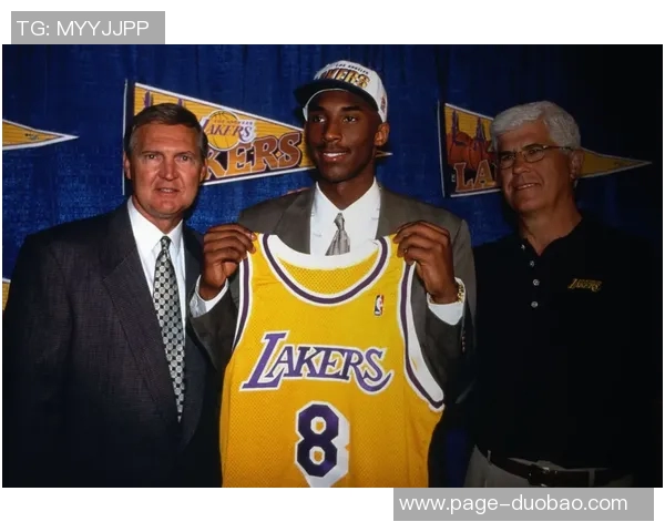 萨马基沃克谈科比历史地位自豪曾在他之前被选中 萨马基沃克谈科比历史地位自豪曾在他之前被选中